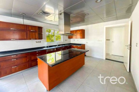 Villa de 5 chambres à Meadows, UAE No. 206181 3