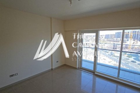 Apartment de 2 dormitorios en Al Raha Beach, UAE No. 86613 3