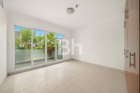 Townhouse de 4 dormitorios  No. 114018 16
