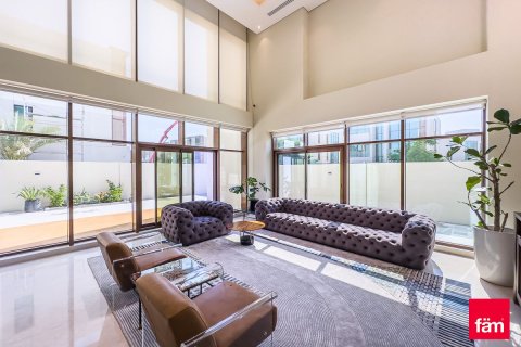 Villa de 6 dormitorios en Meydan, UAE No. 135473 3