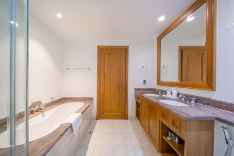 2 bedrooms Apartment in Old Town, UAE No. 89738 11