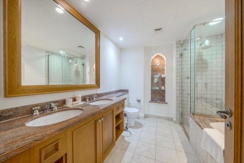 2 bedrooms Apartment in Old Town, UAE No. 89738 12