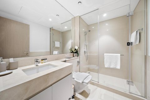 Квартира с 2 спальнями в Opera District, ОАЭ №89739 5