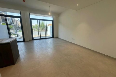 Townhouse de 3 dormitorios en Mudon, UAE No. 154477 3