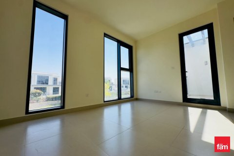 4 غرف نوم فيلا  رقم 125360 14