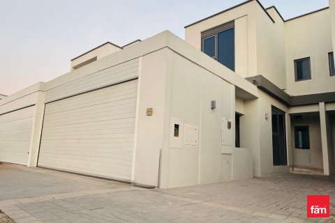 4 غرف نوم فيلا  رقم 125360 3