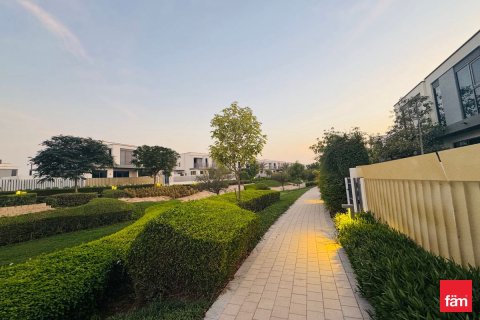 4 غرف نوم فيلا  رقم 125360 23