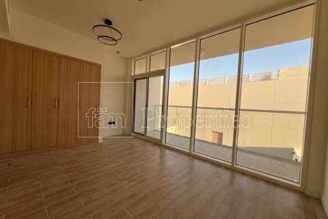 Villa de 4 dormitorios en Dubai, UAE No. 125361 15