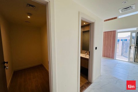 Villa de 4 dormitorios  No. 125361 10