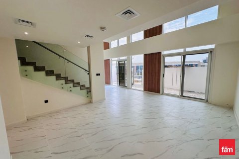 Villa de 4 dormitorios  No. 125361 6