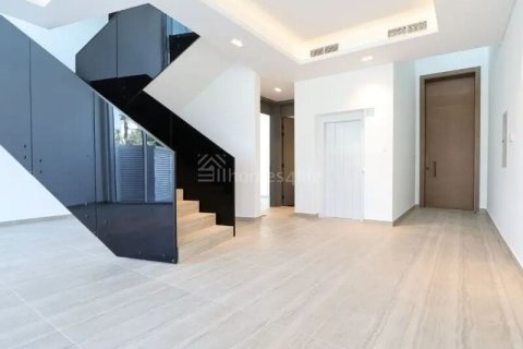 Villa de 4 dormitorios en Dubai, UAE No. 142935 4