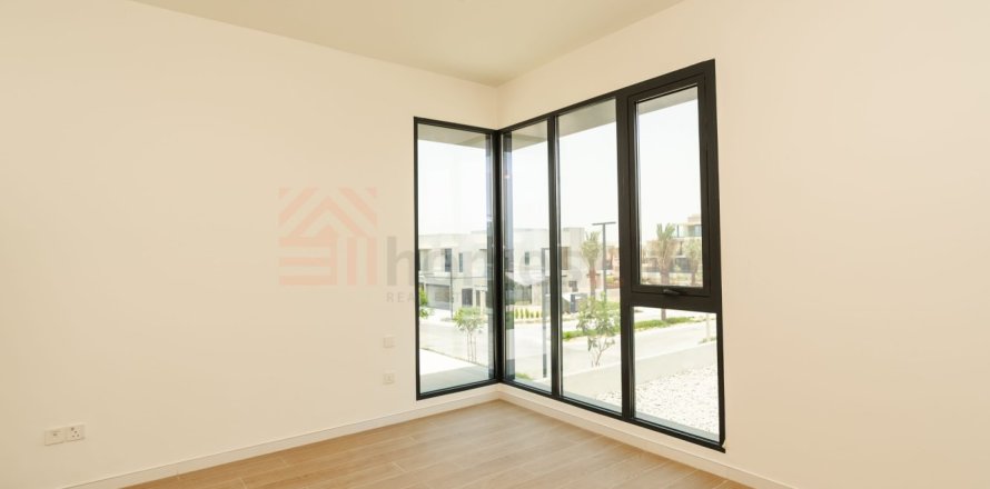 3 bedrooms Townhouse in Jebel Ali, UAE No. 166127