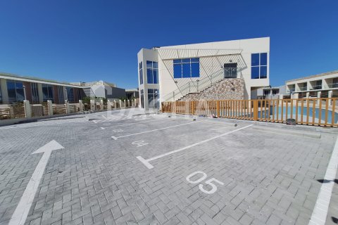 Таунхаус с 2 спальнями в Dubai Land, ОАЭ №162161 9