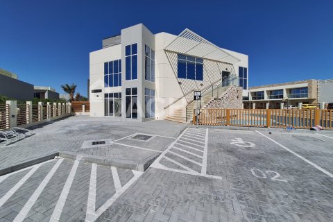 Таунхаус с 2 спальнями в Dubai Land, ОАЭ №162161 10
