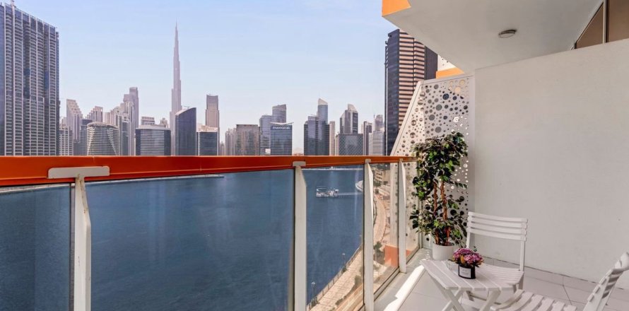 Studio Apartment in Business Bay, UAE No. 208558