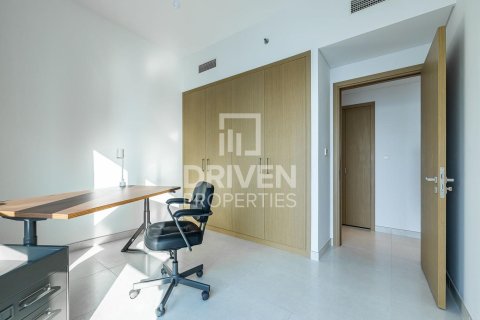 Квартира с 3 спальнями в Creekside 18, ОАЭ №138753 10