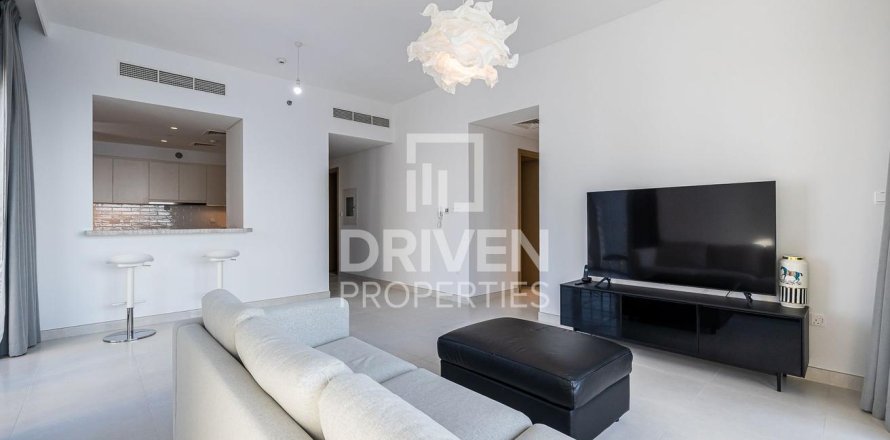 Квартира с 3 спальнями в Creekside 18, ОАЭ №138753