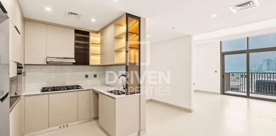2 bedrooms Apartment in District 11, UAE No. 193786