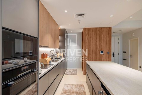2 bedrooms Apartment in Central Park Tower, UAE No. 193784 13