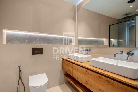 2 bedrooms Apartment in Central Park Tower, UAE No. 193784 15