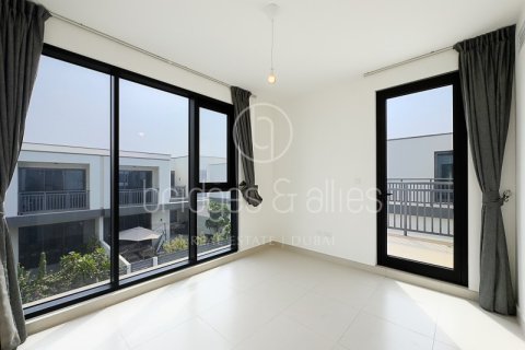 Вилла с 4 спальнями в Дубай Хилс Эстейт, ОАЭ №141096 16