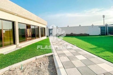 Вилла с 4 спальнями  №124509 17