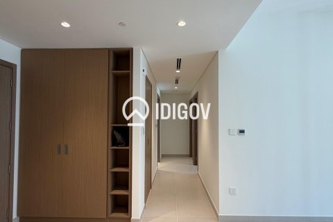 2 bedrooms Apartment in Creek Beach, UAE No. 184723 4