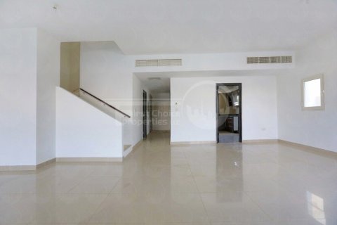 5 bedrooms Villa in Al Reef, UAE No. 12798 4