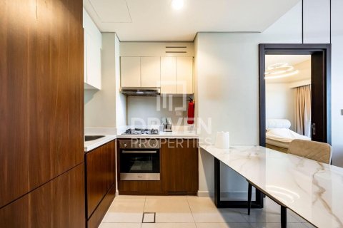 2 bedrooms Apartment in Business Bay, UAE No. 193727 8
