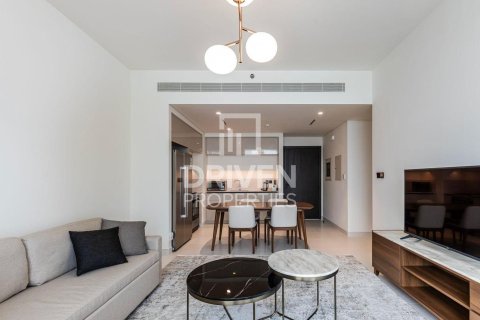 Квартира с 2 спальнями в EMAAR Beachfront, ОАЭ №193729 12