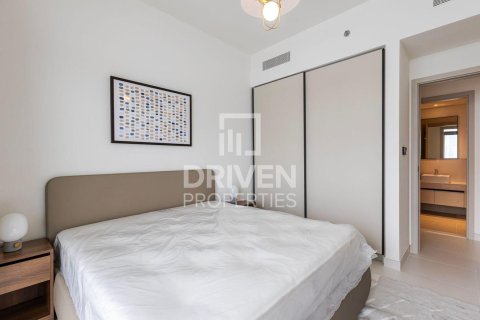 Квартира с 2 спальнями в EMAAR Beachfront, ОАЭ №193729 8