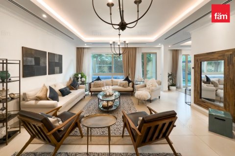 4 غرف نوم فيلا في البرشاء, الإمارات العربية المتحدة رقم 145492 12