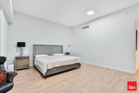 4 bedrooms Apartment in Dubai, UAE No. 166211