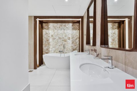 4 bedrooms Apartment in Dubai, UAE No. 166211 6