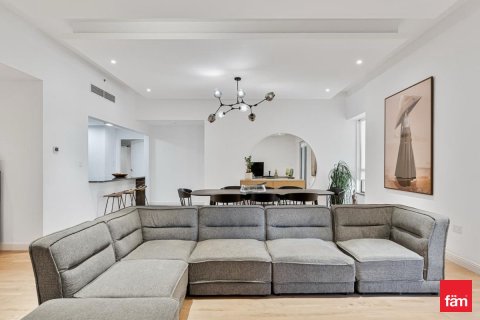 4 bedrooms Apartment in Dubai, UAE No. 166211 13