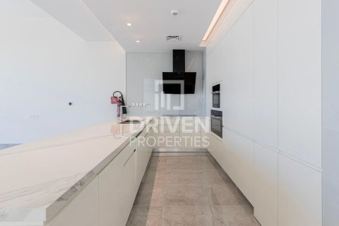 4 bedrooms Townhouse in District One, UAE No. 192124 5