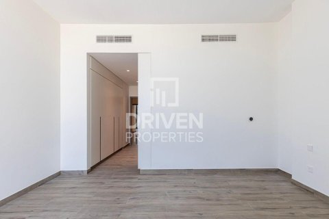 4 bedrooms Townhouse in District One, UAE No. 192124 13