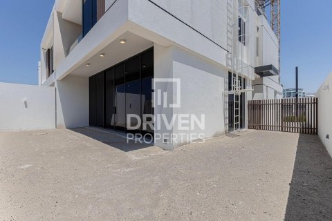 4 bedrooms Townhouse in District One, UAE No. 192124 21