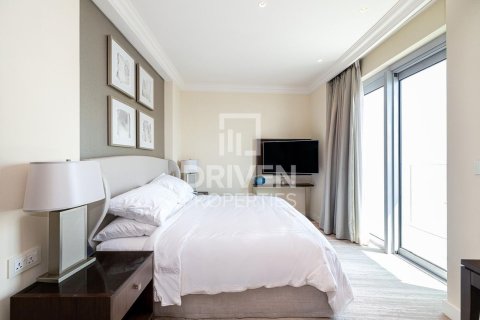 Квартира с 2 спальнями в The Address Residence Fountain Views, ОАЭ №192126 6