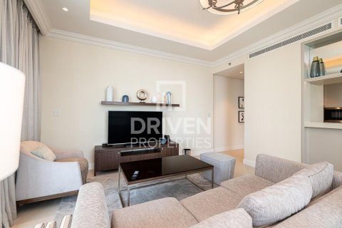 Квартира с 2 спальнями в The Address Residence Fountain Views, ОАЭ №192126 8