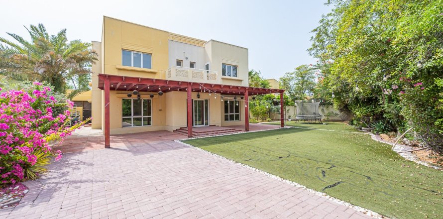 Villa de 5 chambres à Meadows, UAE No. 204455