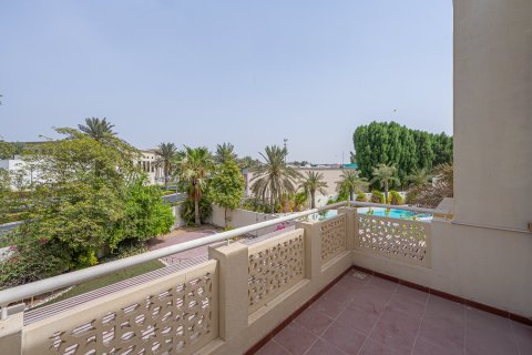 Villa de 5 chambres à Meadows, UAE No. 204455 14
