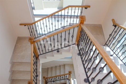 Villa de 4 dormitorios en Legacy Nova Villas, UAE No. 25803 7