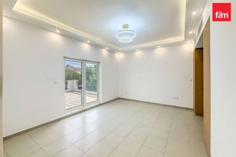 5 bedrooms Villa in Dubai, UAE No. 143573 18