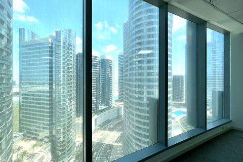 186m² Office in Al Reem Island, UAE No. 79954 3