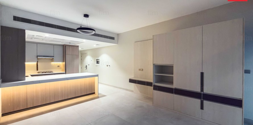 2 bedrooms Apartment in Dubai, UAE No. 210693