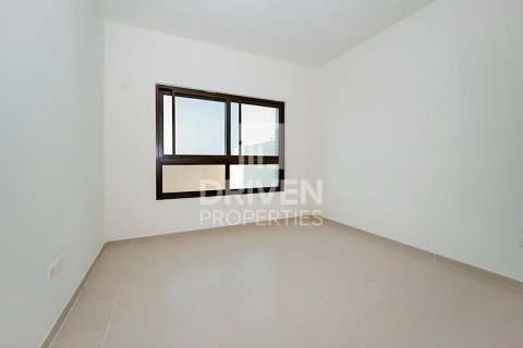 Apartment de 2 dormitorios en EMAAR South, UAE No. 189735 7