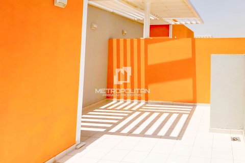 Townhouse de 3 dormitorios No. 129450 9