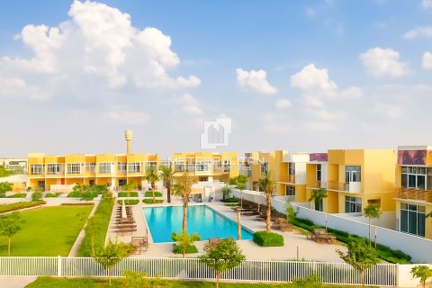 Townhouse de 3 dormitorios No. 129450 2