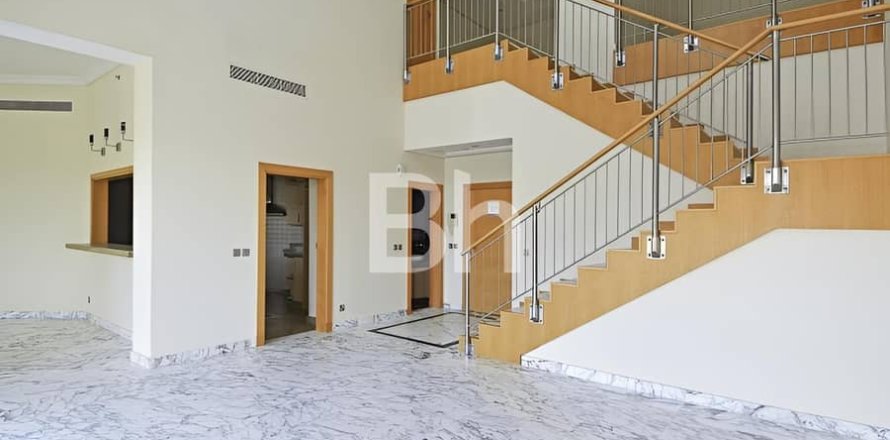 Квартира с 4 спальнями  №113937